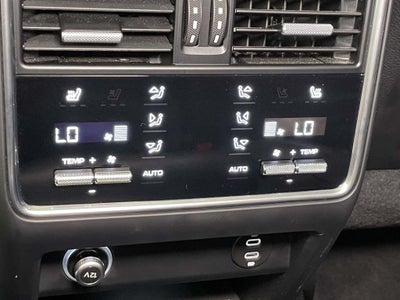 2023 Porsche Cayenne S Platinum Edition