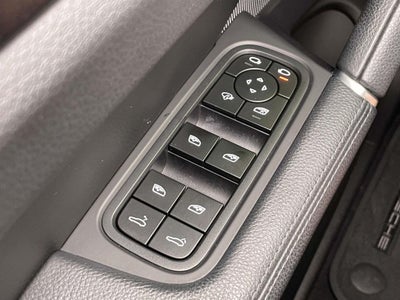 2023 Porsche Cayenne S Platinum Edition