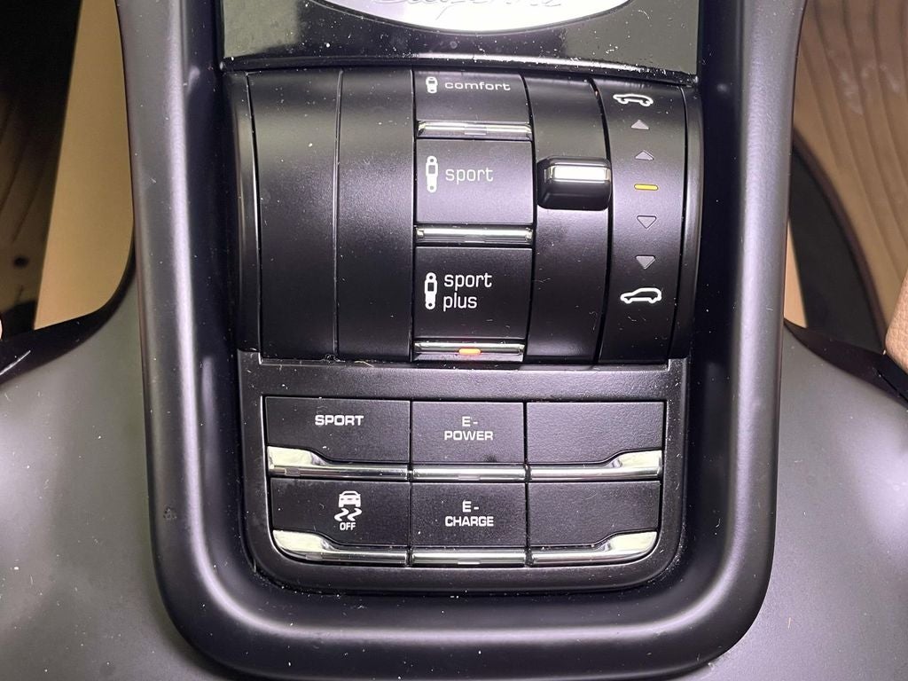 2016 Porsche Cayenne E-Hybrid S