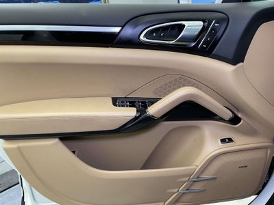 2016 Porsche Cayenne E-Hybrid S