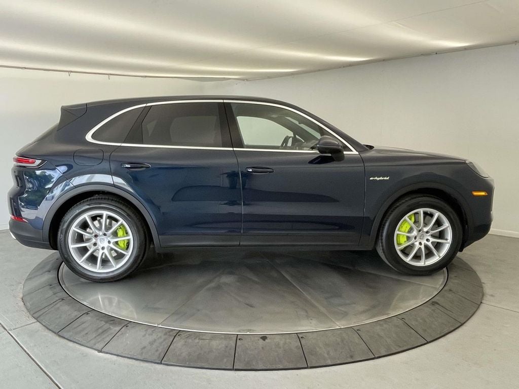 2024 Porsche Cayenne E-Hybrid Base