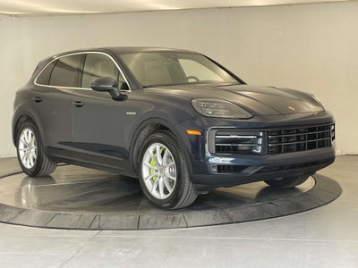 2024 Porsche Cayenne E-Hybrid Base