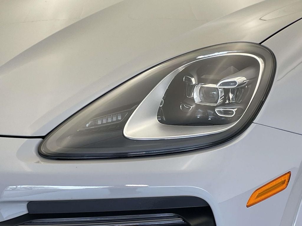 2023 Porsche Cayenne E-Hybrid Platinum Edition
