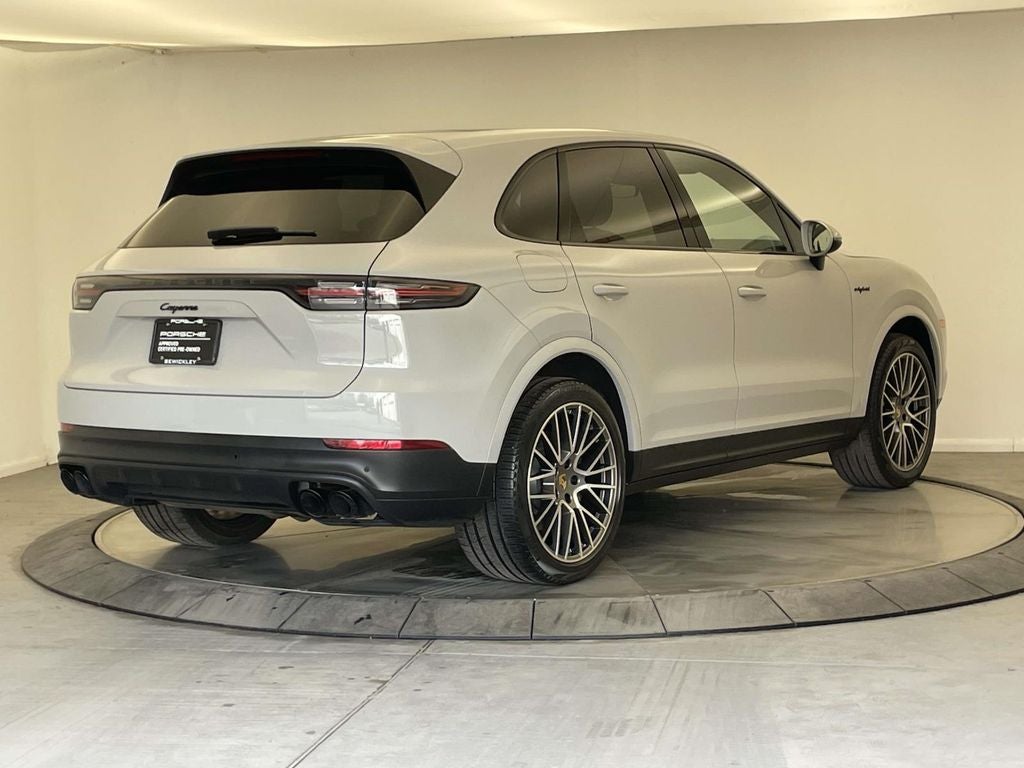 2023 Porsche Cayenne E-Hybrid Platinum Edition