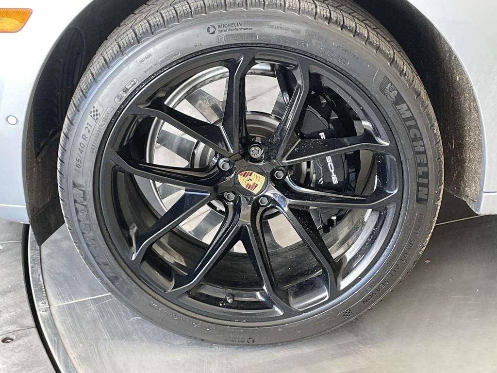 2025 Porsche Macan GTS