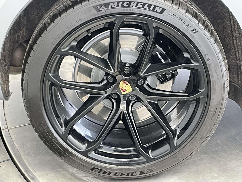 2025 Porsche Macan GTS