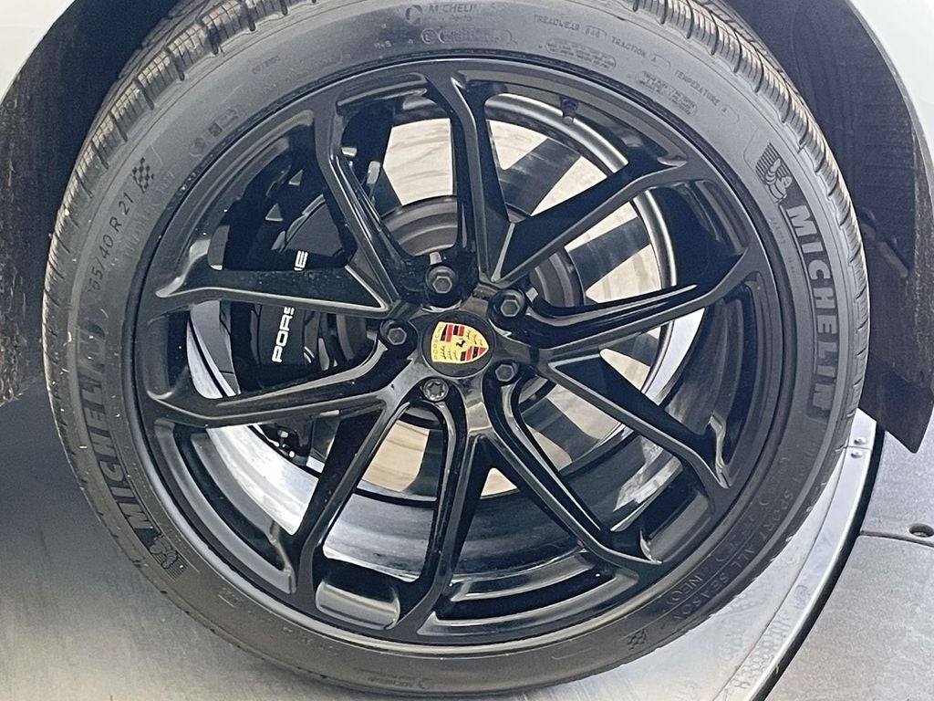 2025 Porsche Macan GTS