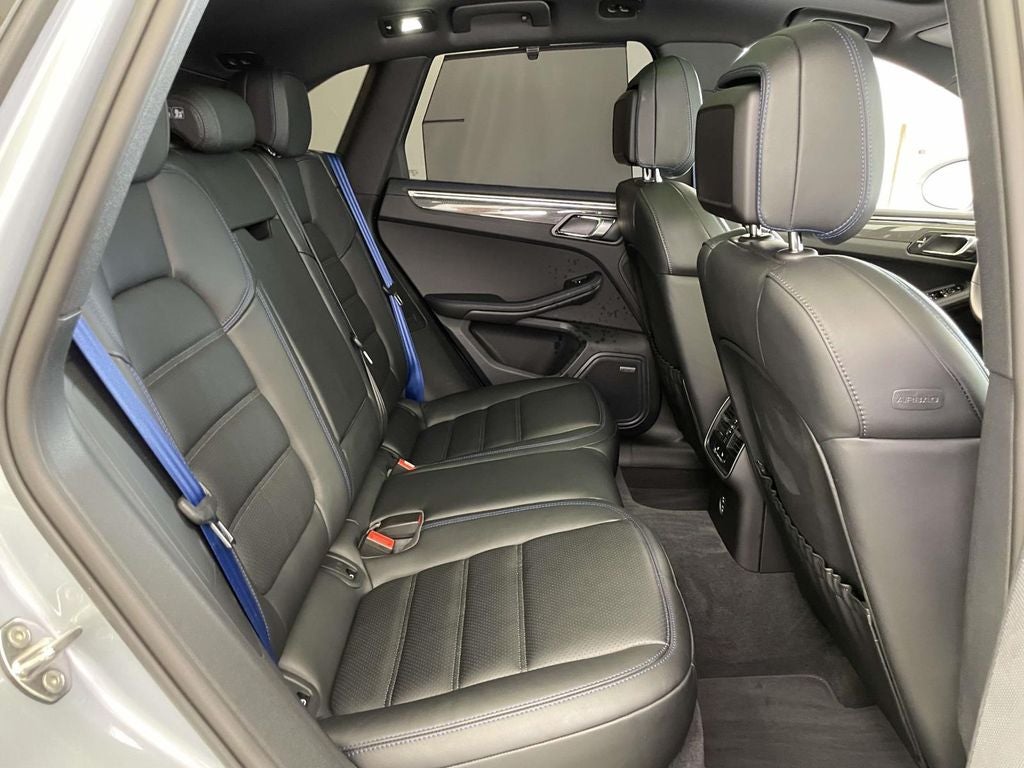 2025 Porsche Macan GTS