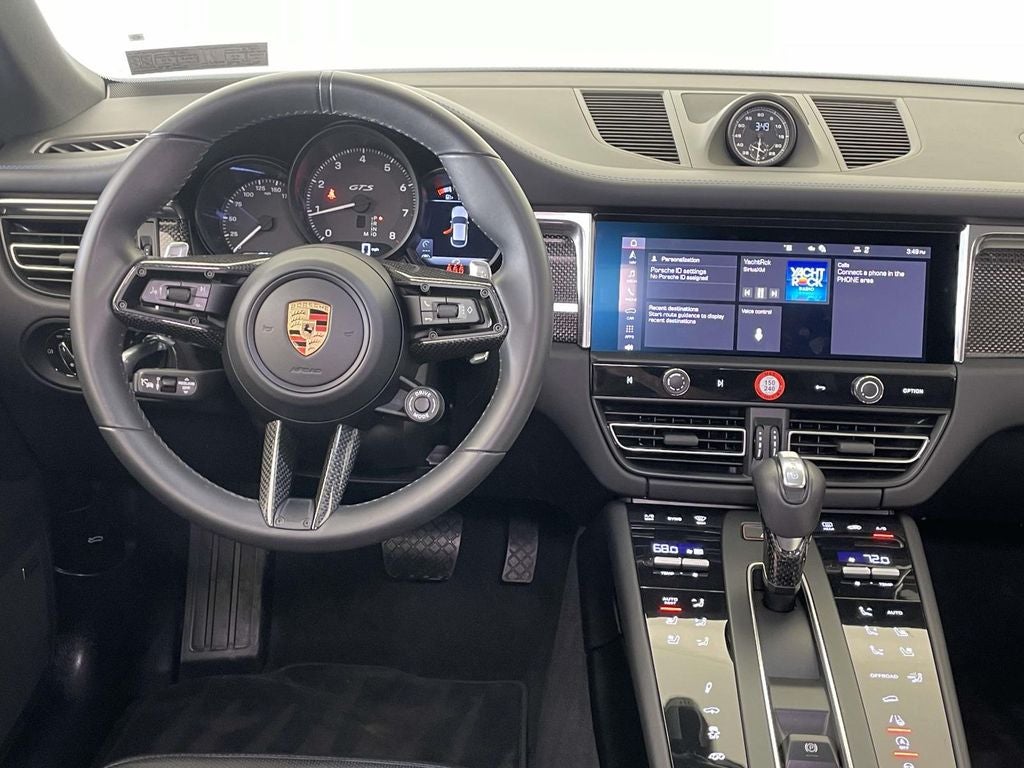 2025 Porsche Macan GTS