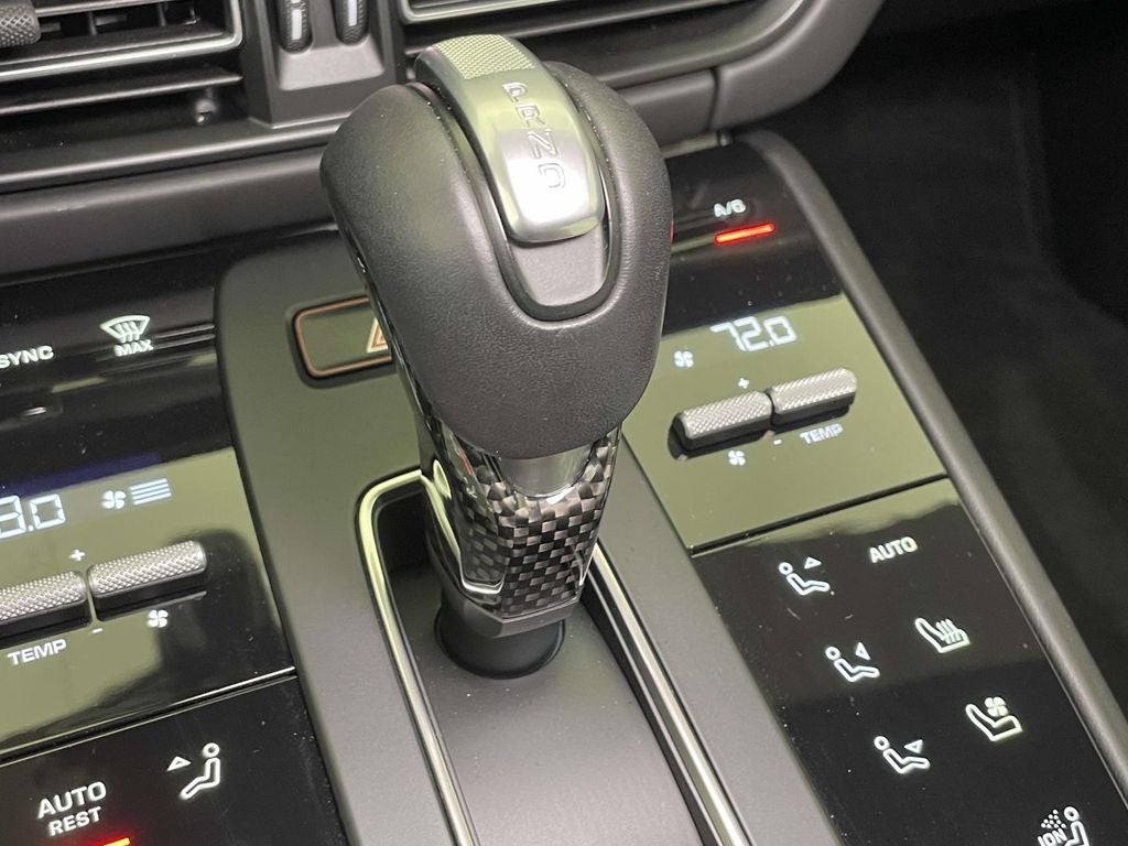 2025 Porsche Macan GTS