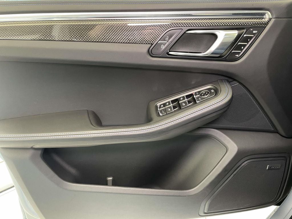 2025 Porsche Macan GTS