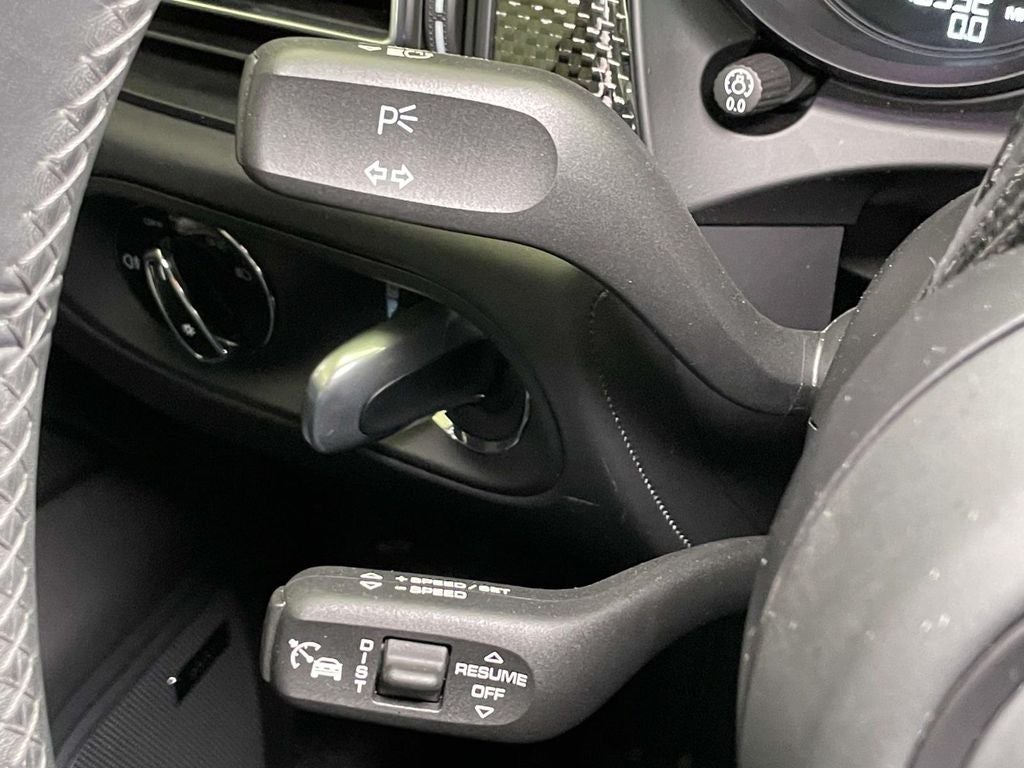 2025 Porsche Macan GTS