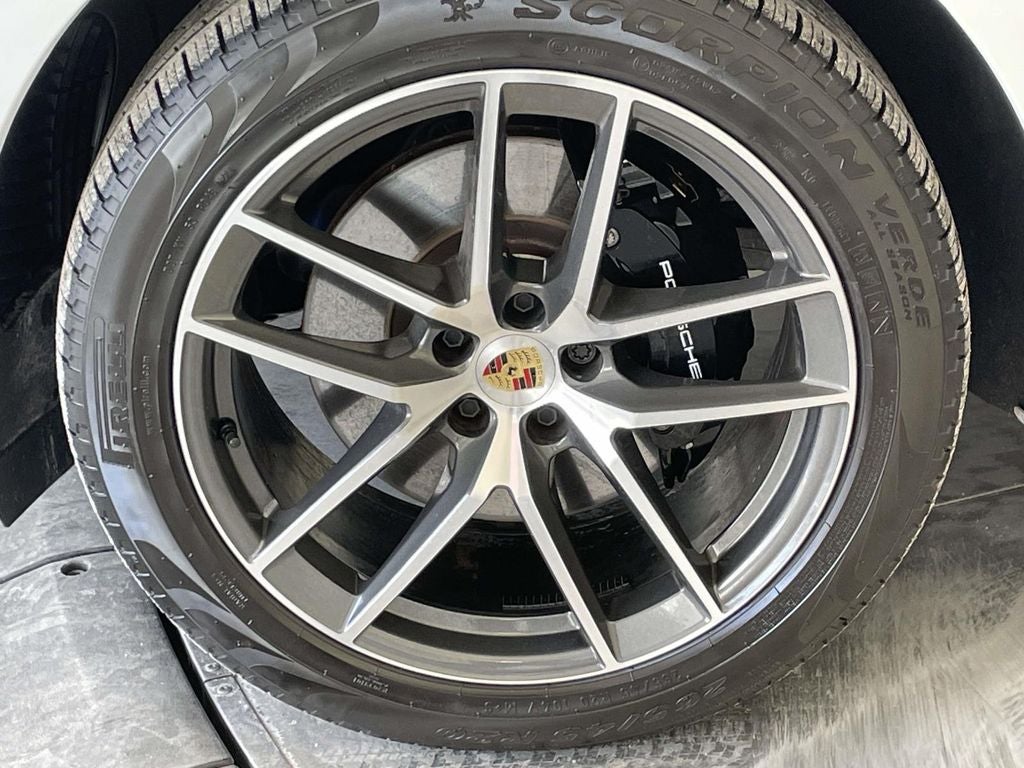 2024 Porsche Macan S