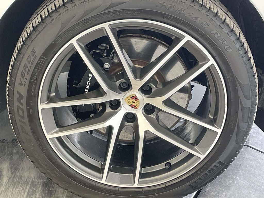 2024 Porsche Macan S