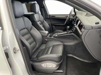 2024 Porsche Macan S