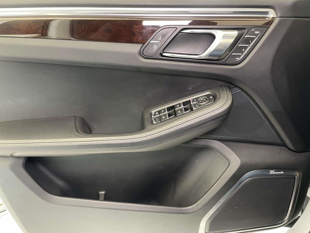 2024 Porsche Macan S