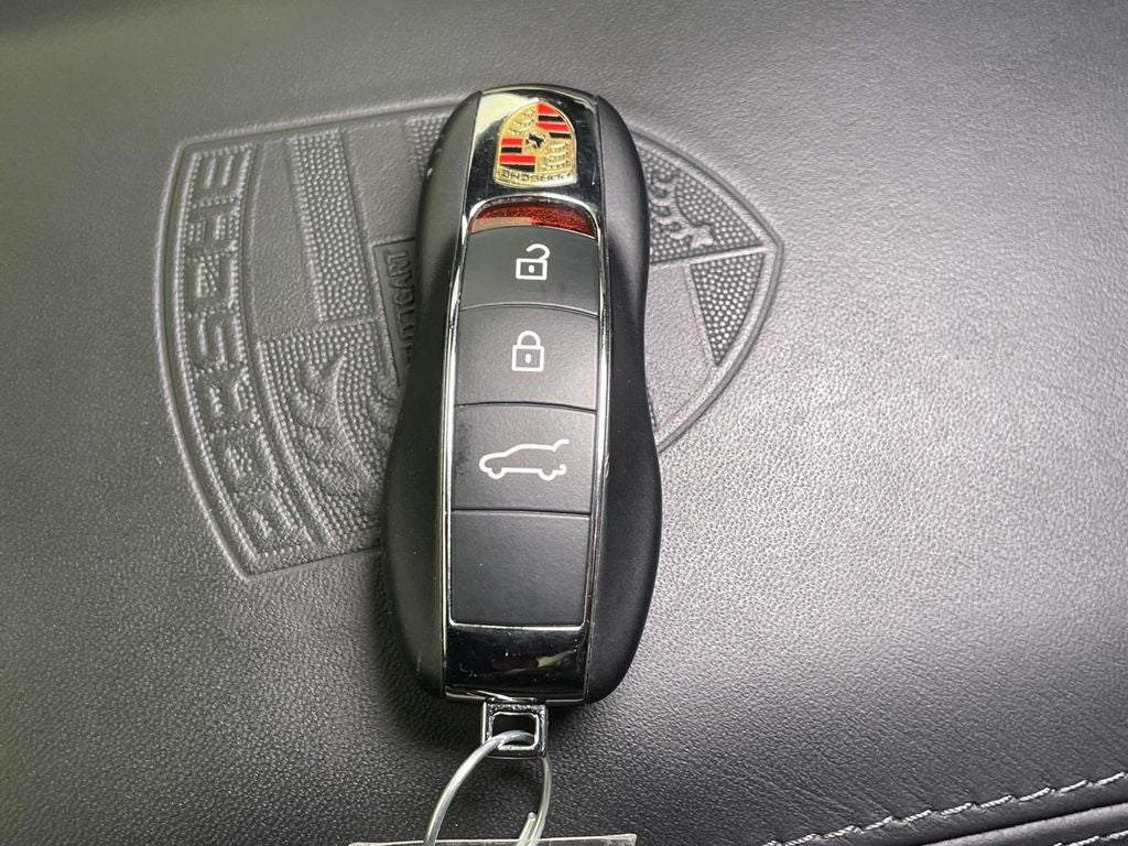 2024 Porsche Macan S