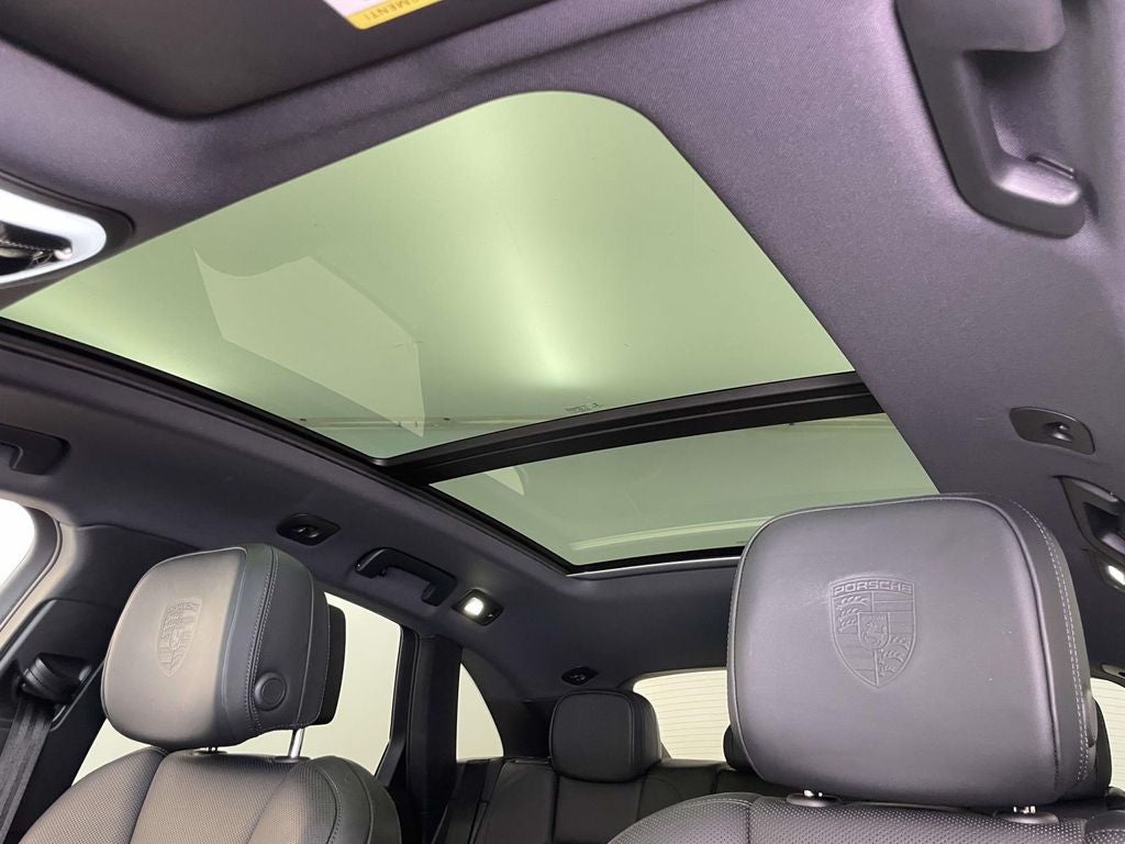 2023 Porsche Macan S