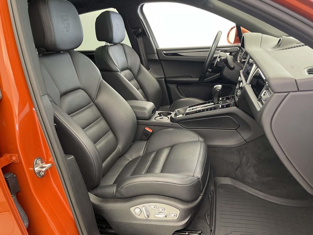 2023 Porsche Macan S