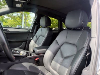 2023 Porsche Macan S