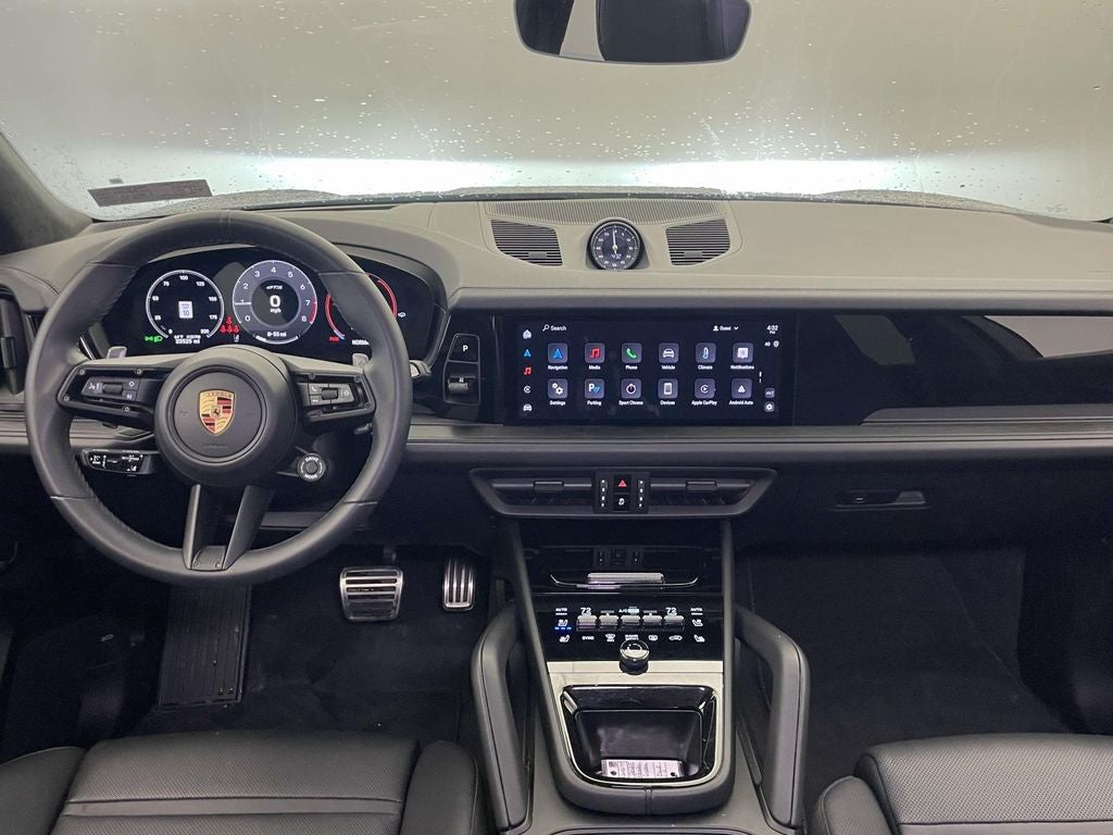 2025 Porsche Cayenne GTS