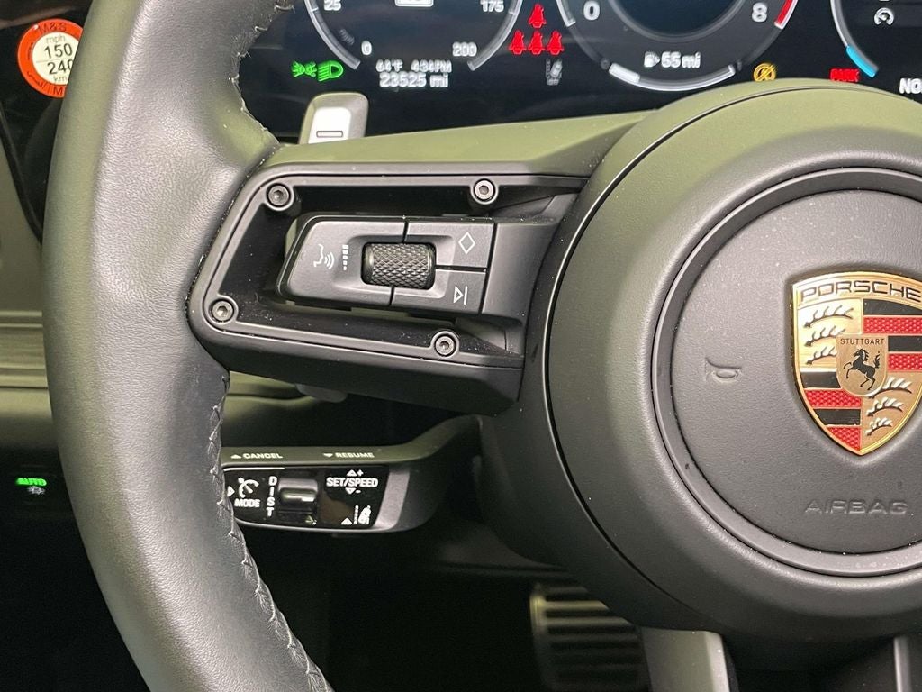 2025 Porsche Cayenne GTS