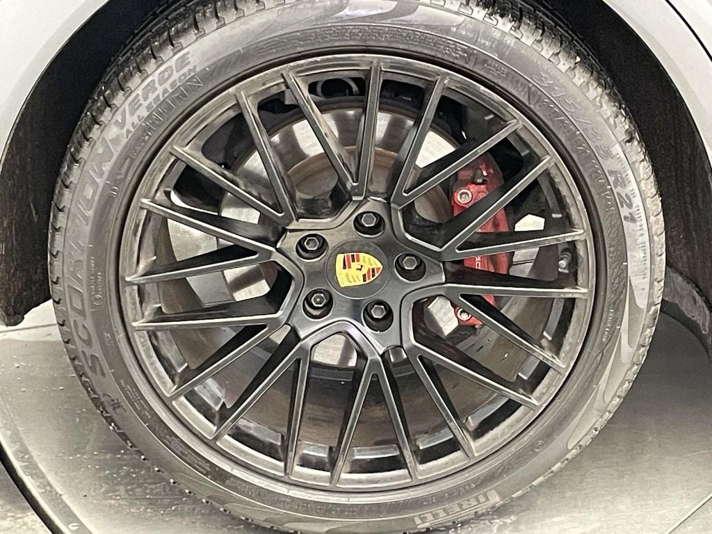 2023 Porsche Cayenne GTS