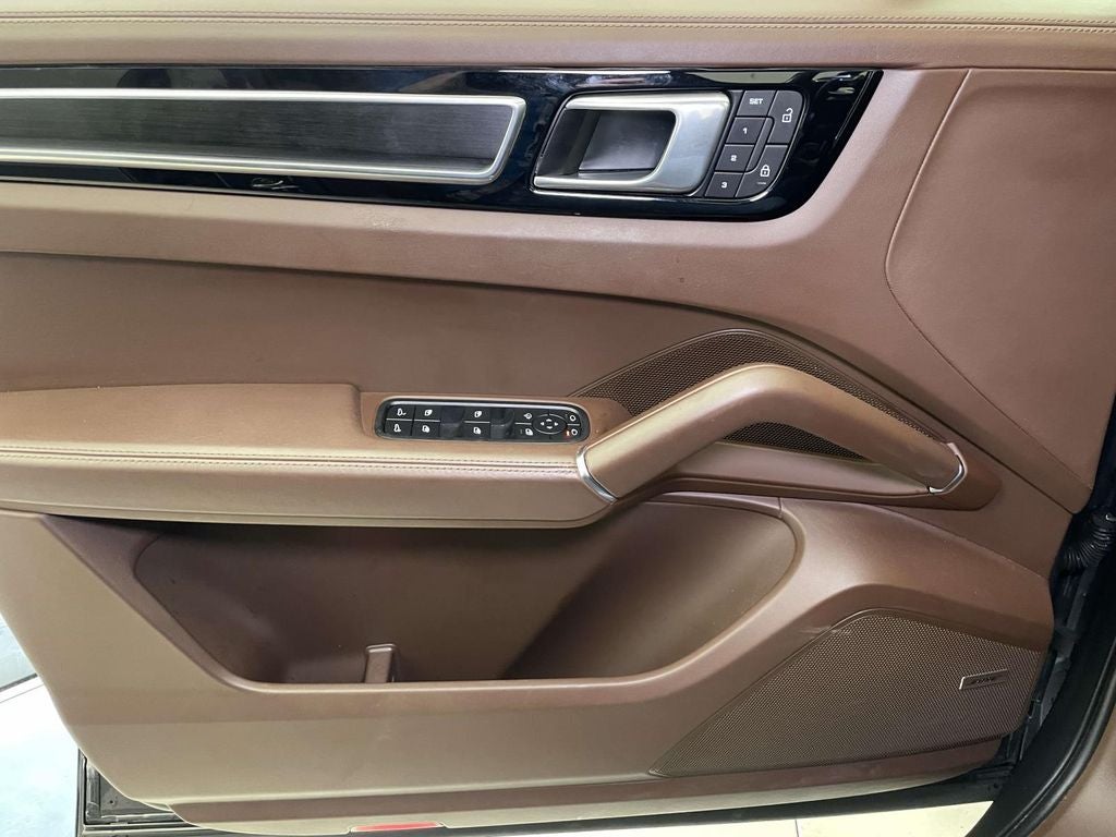 2023 Porsche Cayenne GTS