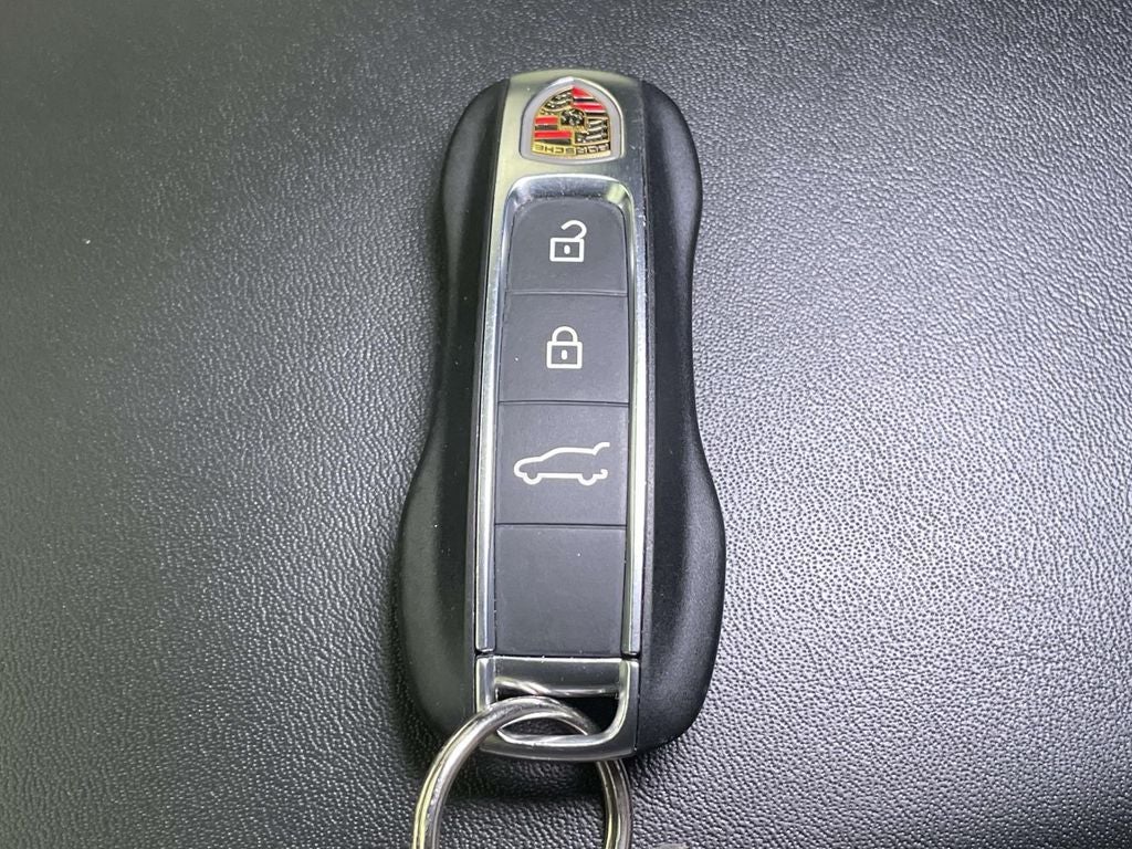 2023 Porsche Cayenne GTS