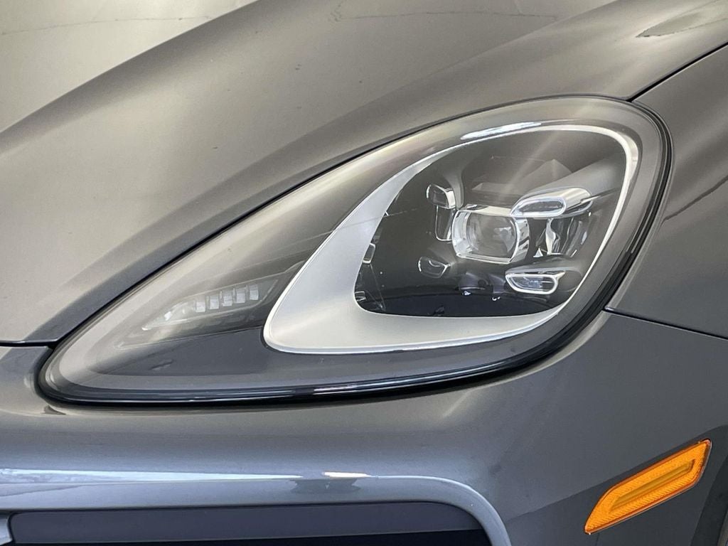 2021 Porsche Cayenne Coupe Base