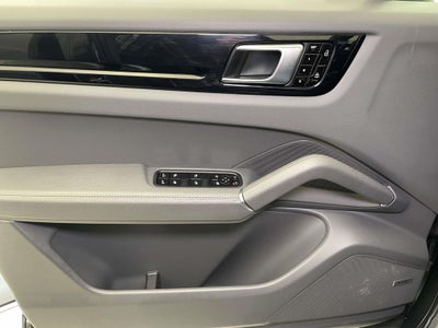 2021 Porsche Cayenne Coupe Base
