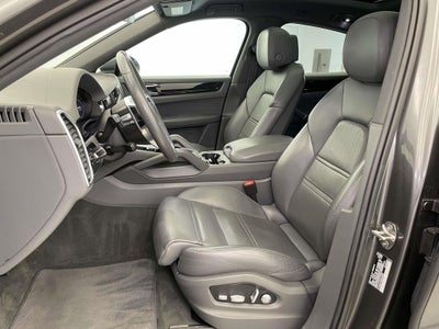 2021 Porsche Cayenne Coupe Base