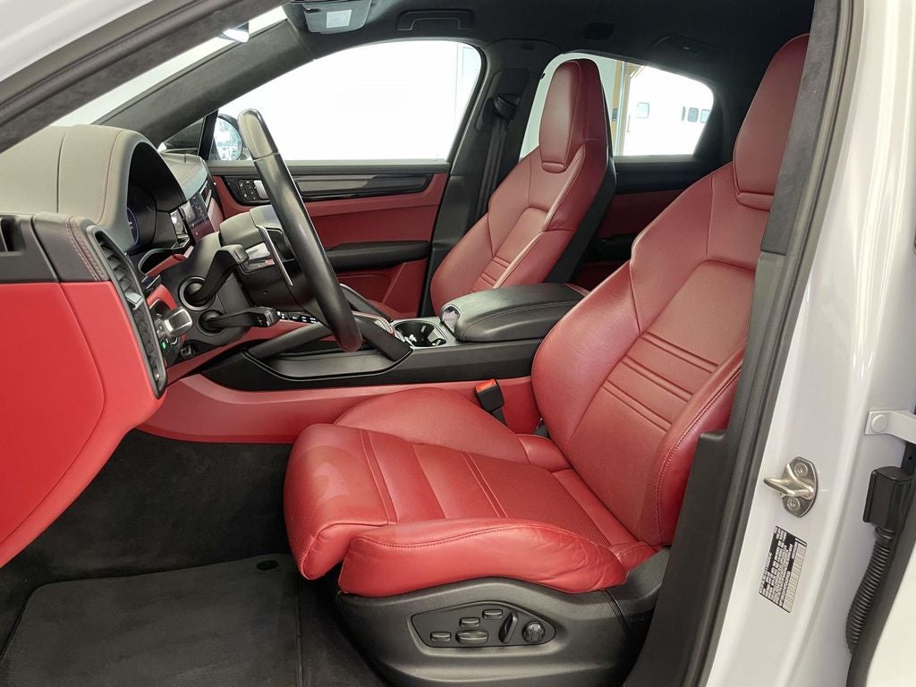 2023 Porsche Cayenne Coupe Turbo GT