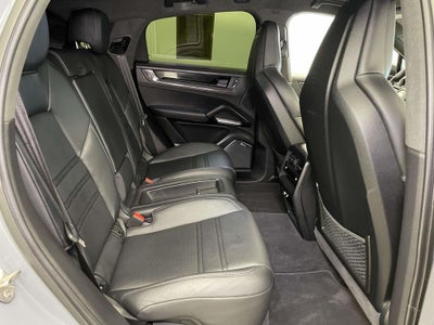 2024 Porsche Cayenne Coupe Turbo GT