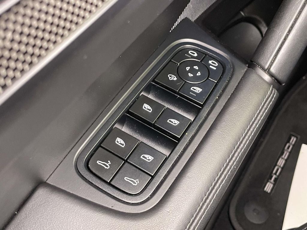 2024 Porsche Cayenne Coupe Turbo GT