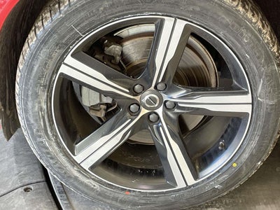 2019 Volvo XC90 T6 R-Design