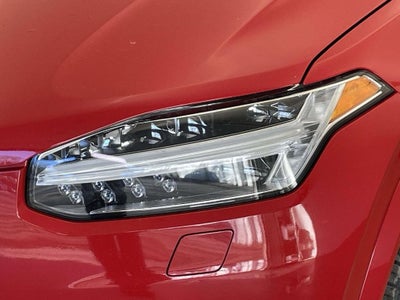 2019 Volvo XC90 T6 R-Design