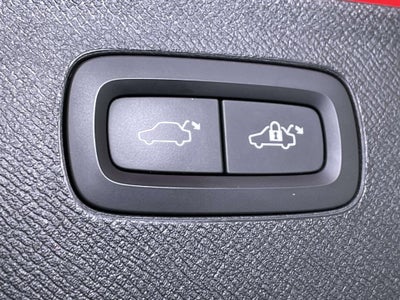 2019 Volvo XC90 T6 R-Design