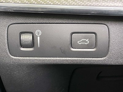 2019 Volvo XC90 T6 R-Design