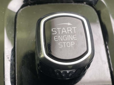 2019 Volvo XC90 T6 R-Design