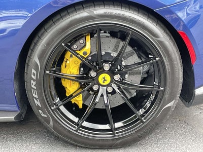 2022 Ferrari 812 GTS Base