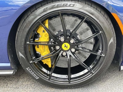 2022 Ferrari 812 GTS Base