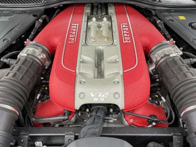 2022 Ferrari 812 GTS Base