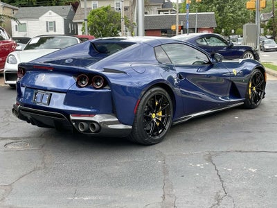 2022 Ferrari 812 GTS Base