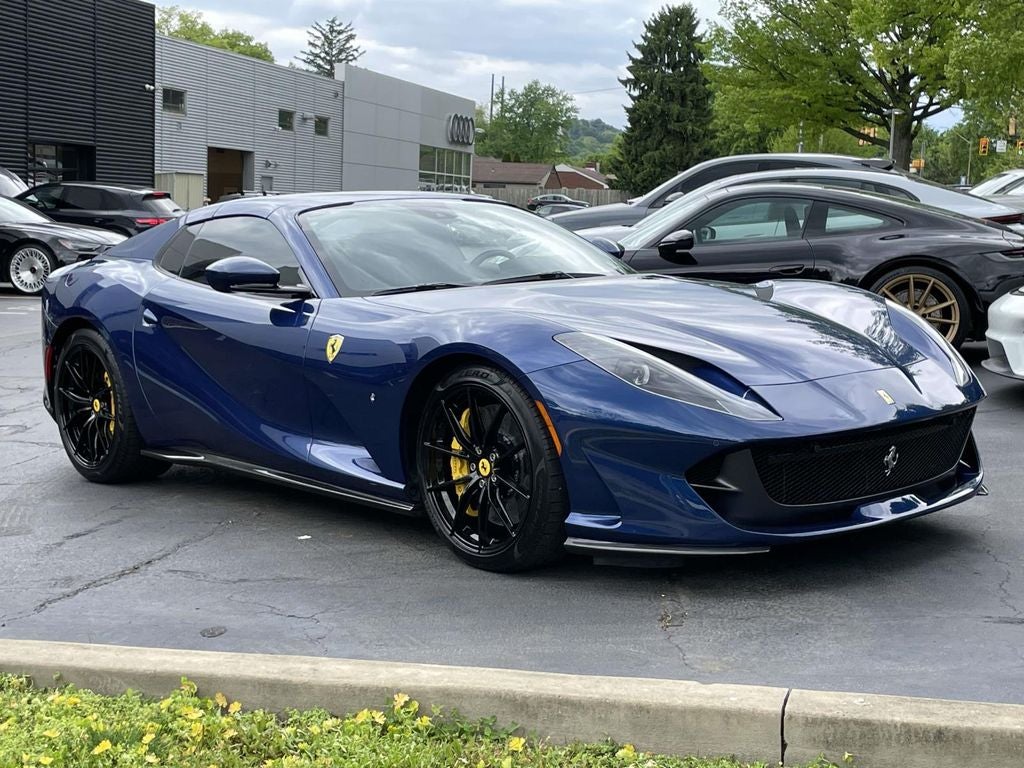 2022 Ferrari 812 GTS Base