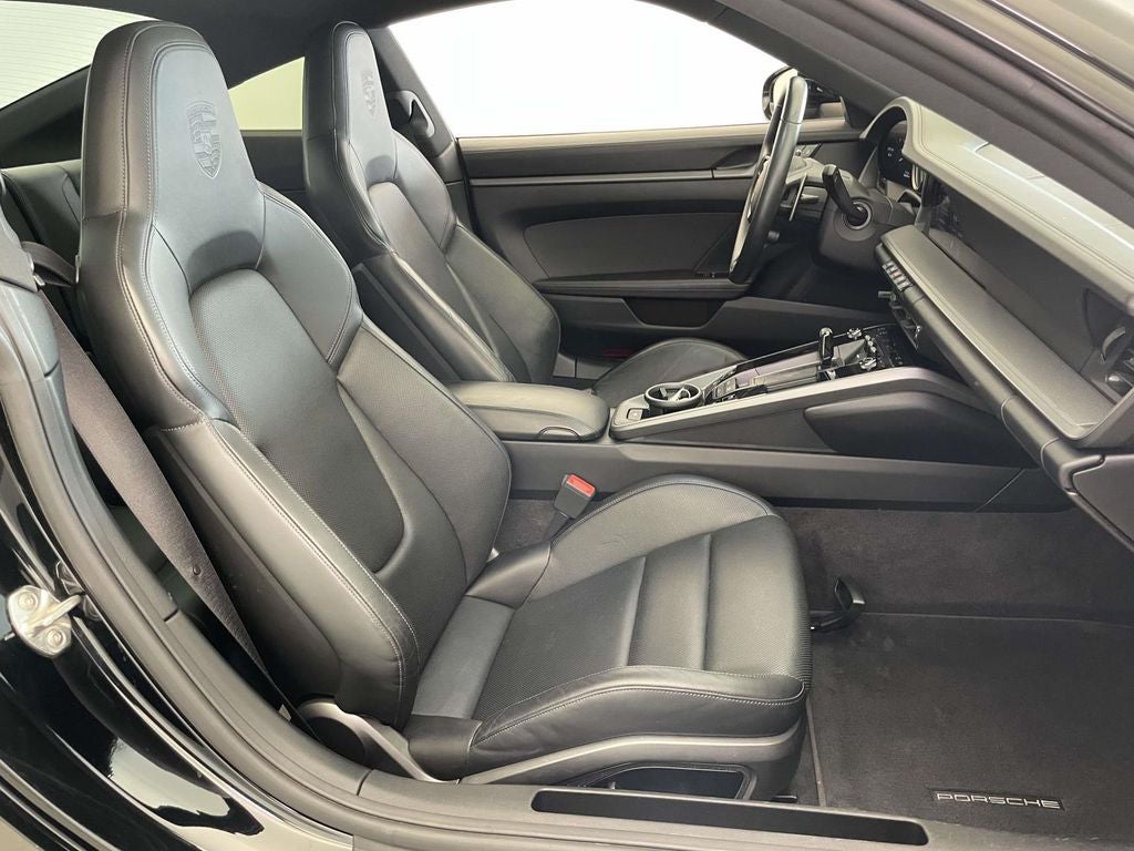 2021 Porsche 911 Carrera 4