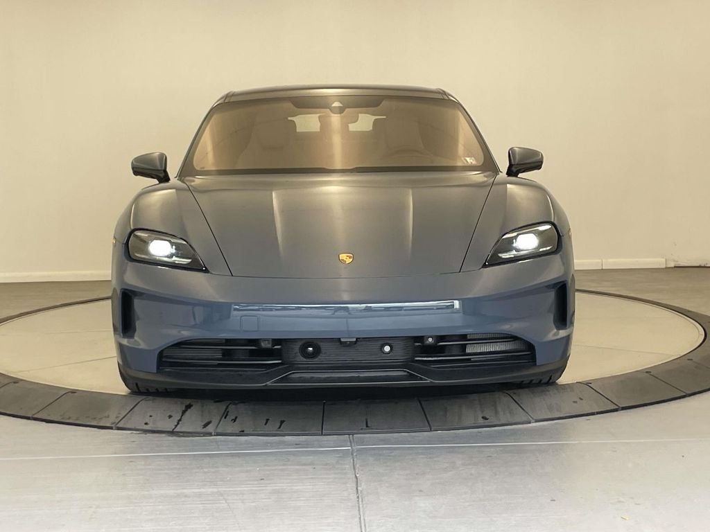 2025 Porsche Taycan 4