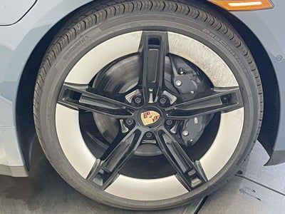 2025 Porsche Taycan 4