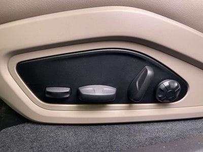 2025 Porsche Taycan 4