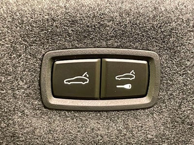 2025 Porsche Taycan 4